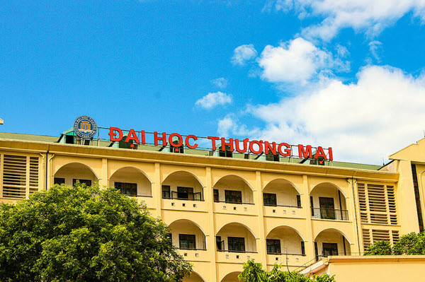 Ping Hotel - Khách sạn gần Đại học Thương mại